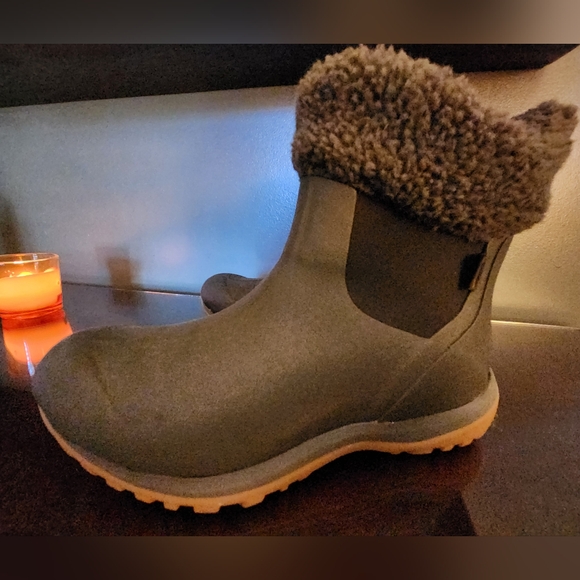 Women's LL Bean Winter Boot Size 8 - Picture 4 of 7